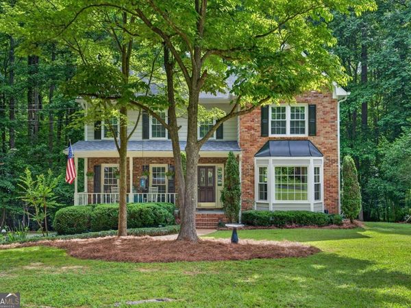 211 Nacoochee Drive, Woodstock, GA 30188