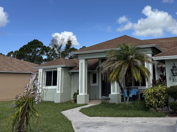 5514 NW West Lundy Circle, Port St. Lucie, FL 34986