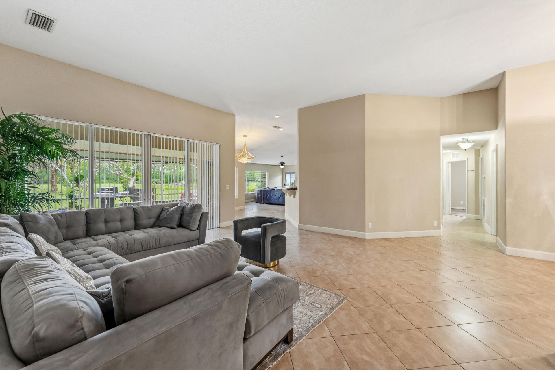 5514 NW West Lundy Circle, Port Saint Lucie, FL 34986 Photo