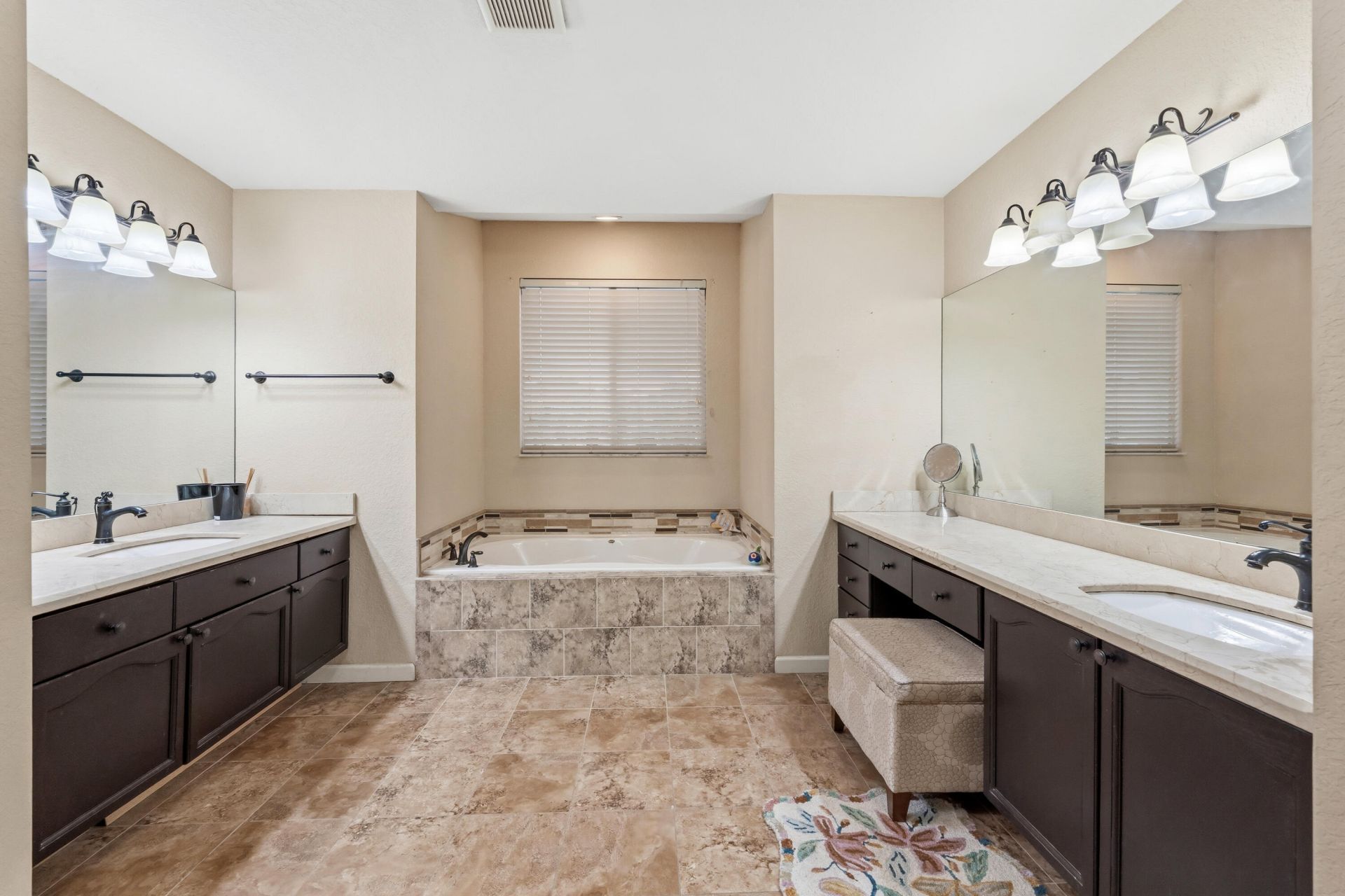 5514 NW West Lundy Circle, Port Saint Lucie, FL 34986 Photo