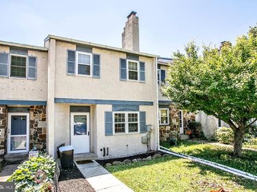 2807 WALNUT RIDGE ESTATE, POTTSTOWN, PA 19464