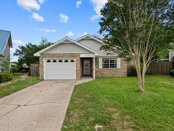 4020 Woodridge Road , Panama City, FL 32405