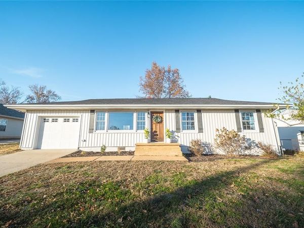811 Soest Road , Rolla, MO 65401