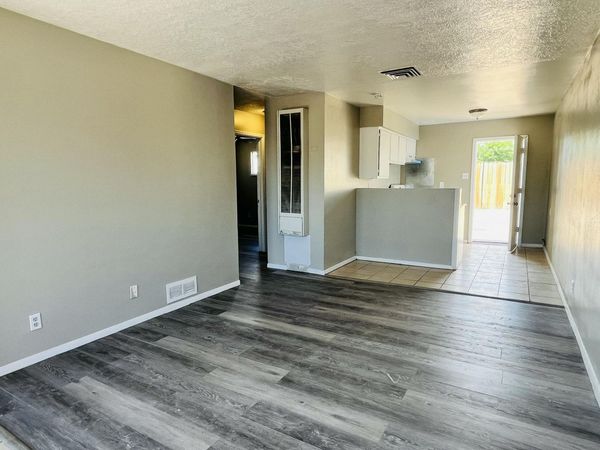 419 Dallas Street SE, Unit A, Albuquerque, NM 87108