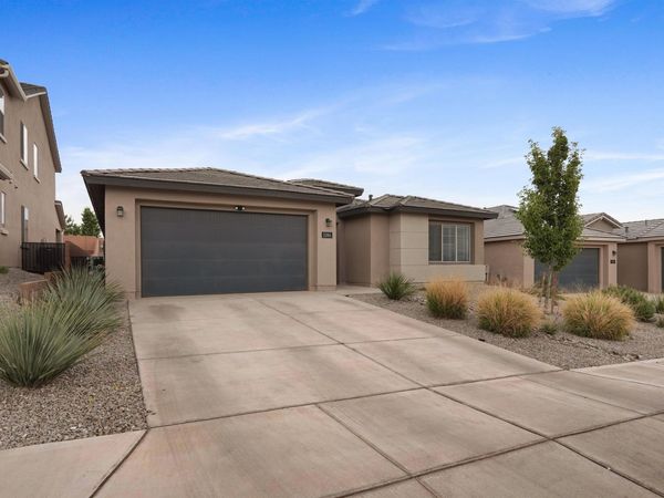 2284 Beckham Drive NE, Rio Rancho, NM 87144