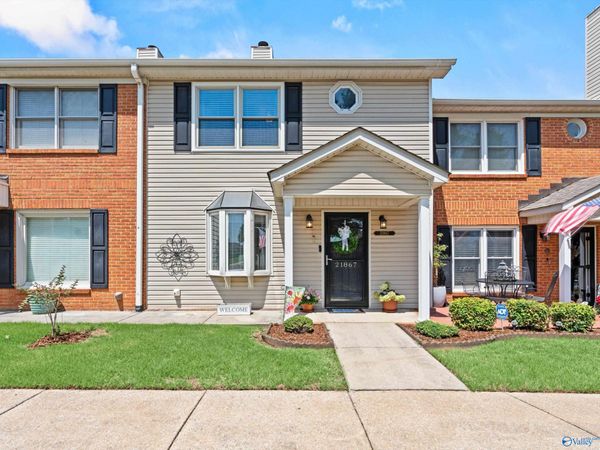 21867 Williamsburg Drive, Athens, AL 35613