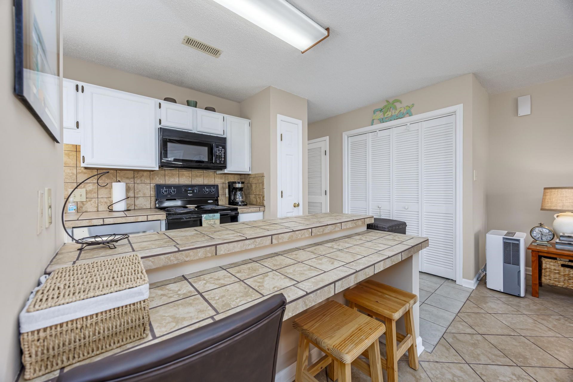 211 Double Eagle Dr.  Photo 10
