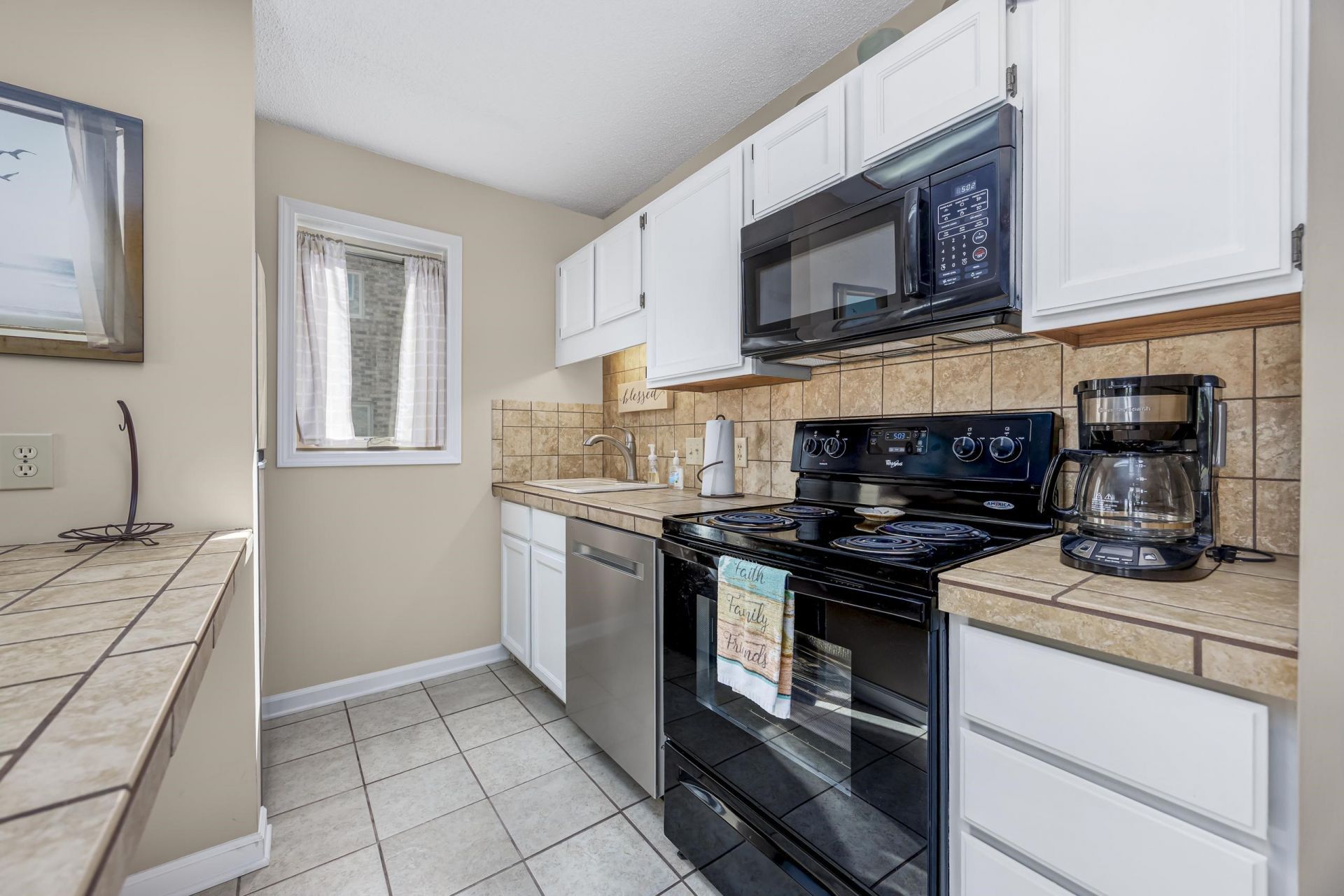 211 Double Eagle Dr.  Photo 11