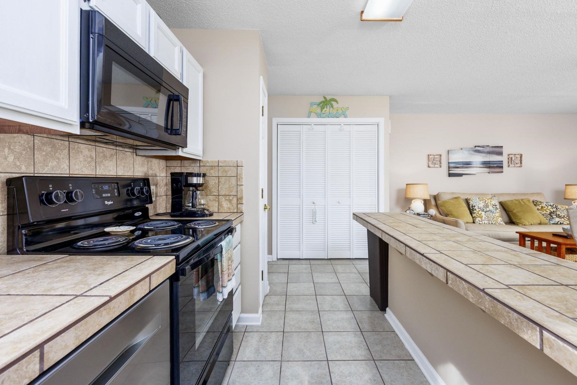 211 Double Eagle Dr.  Photo 13