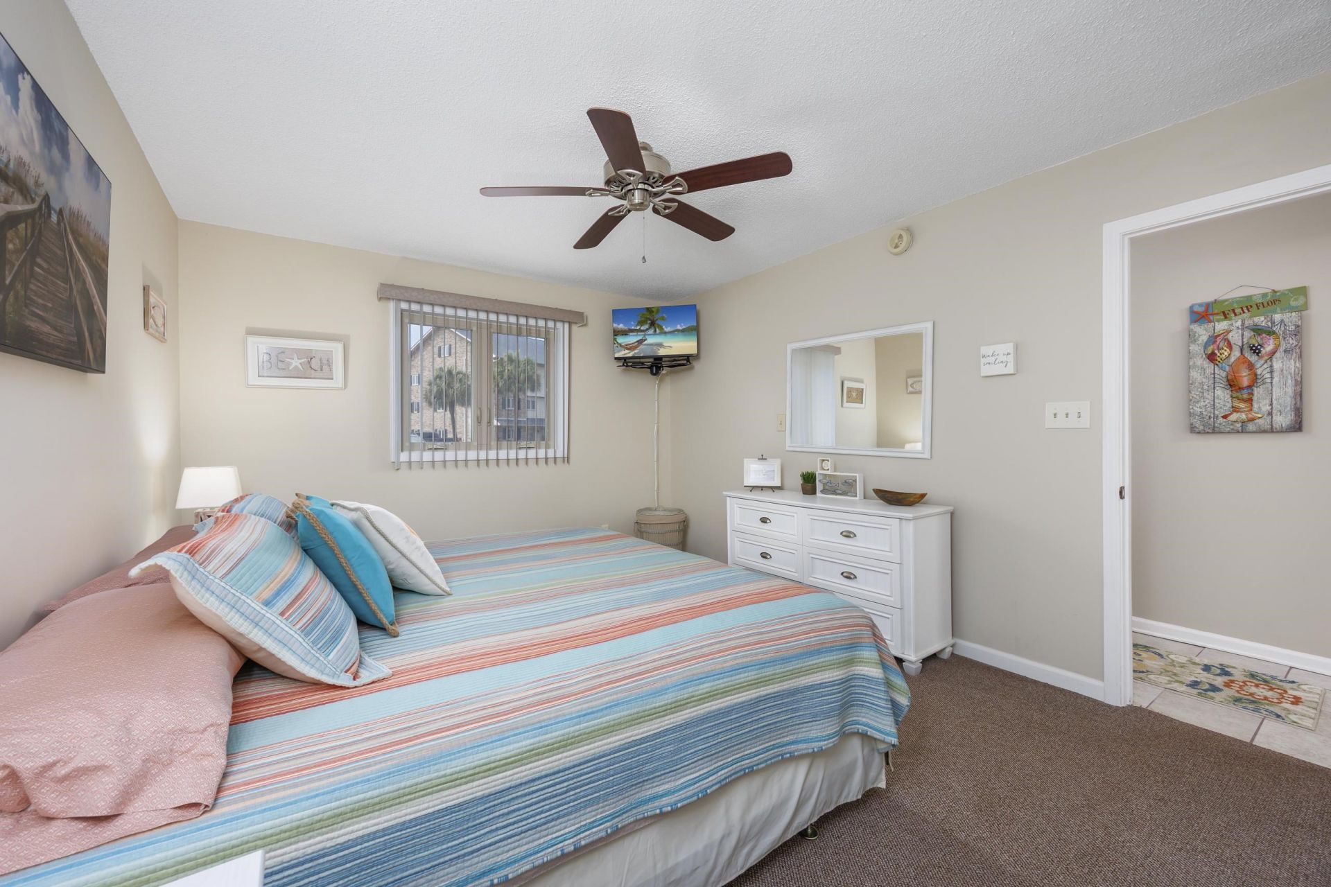 211 Double Eagle Dr.  Photo 17