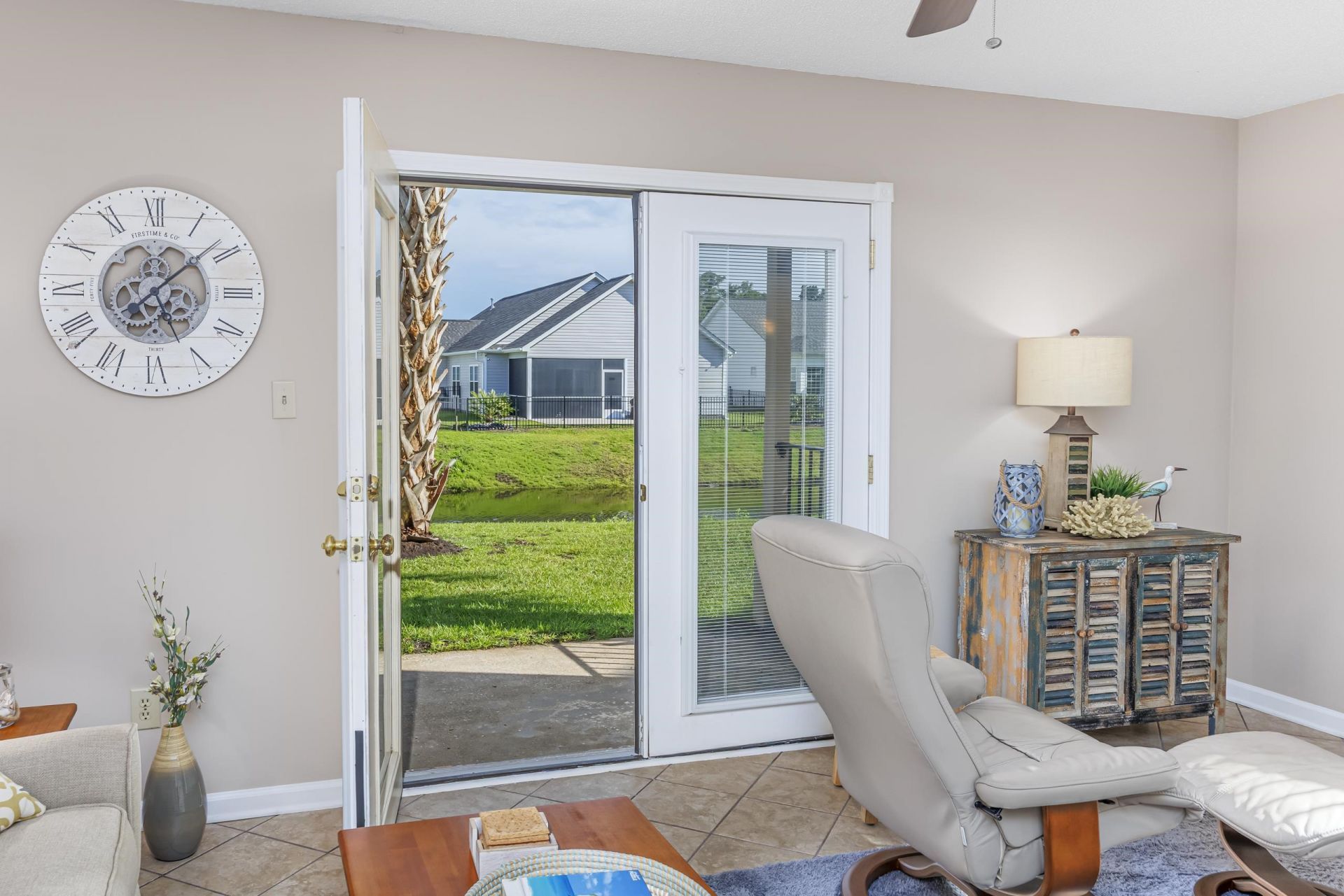 211 Double Eagle Dr.  Photo 5