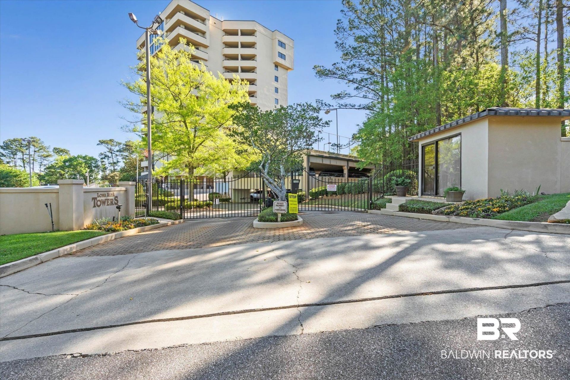 100 Tower Drive, Unit 203, Daphne, AL 36526 Main Photo