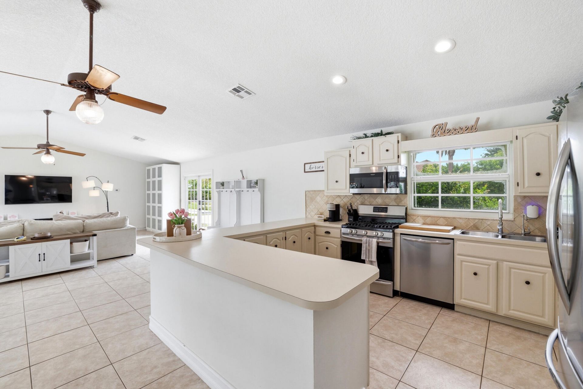 785 Cindy Drive, Wellington, FL 33414 Photo