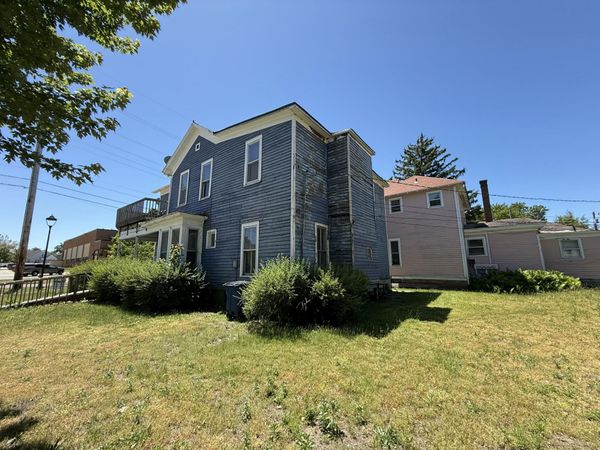 322 E 8th Street , Michigan City, IN 46360