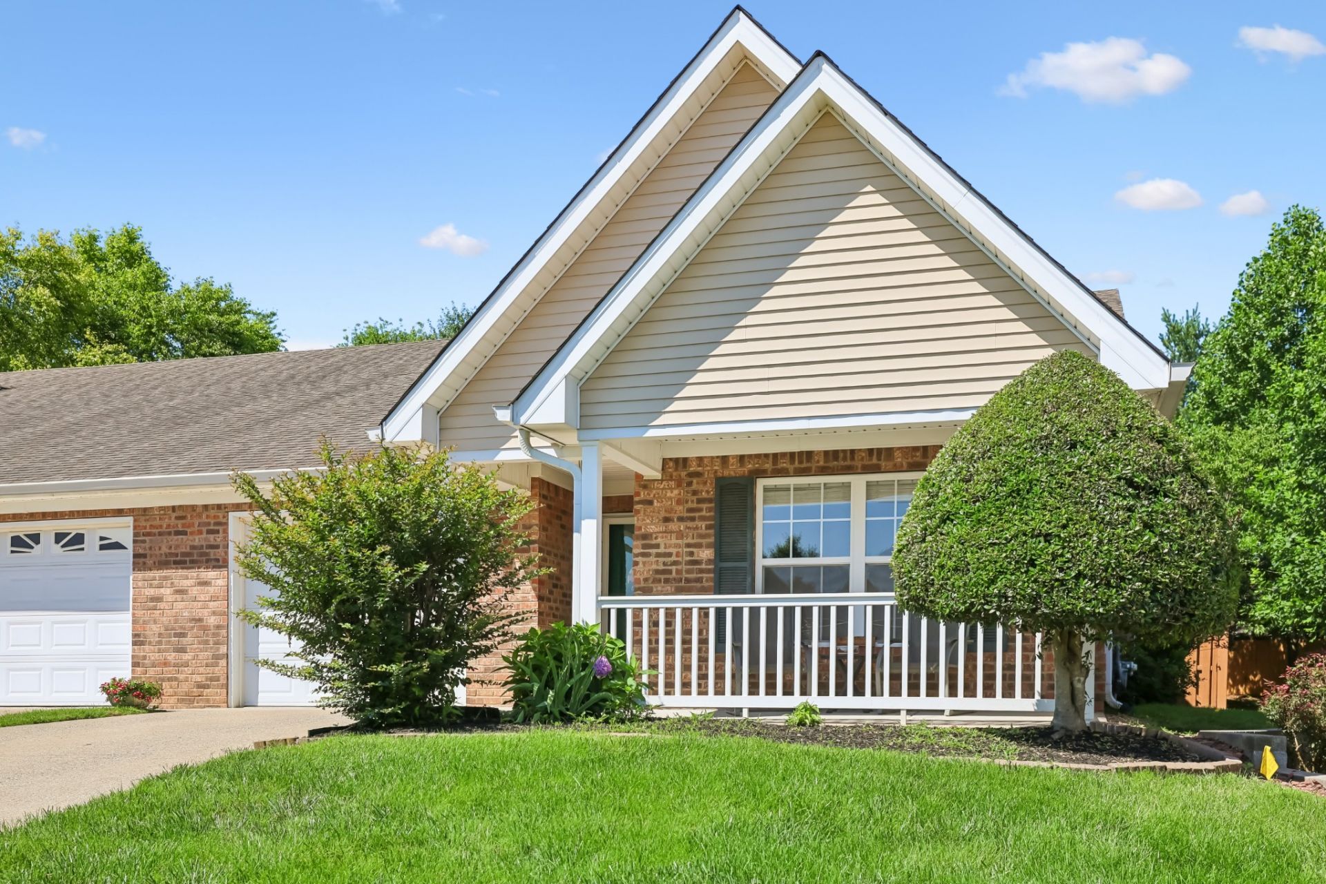 704 Village Green Cir , Murfreesboro, TN 37128 Main Photo