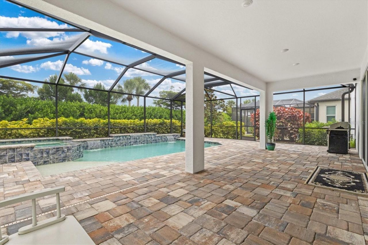 5516 Northern Juniper Court, Sarasota, FL 34238 Photo