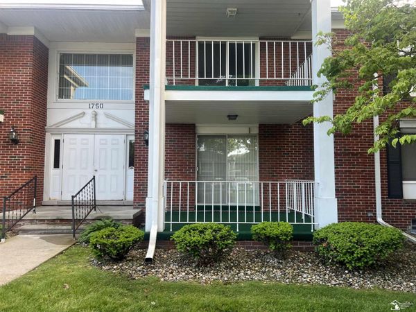 1750 monticello Street, Trenton, MI 48183
