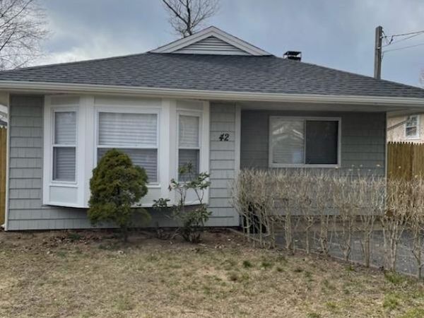 42 Vernon Avenue , Mastic, NY 11950