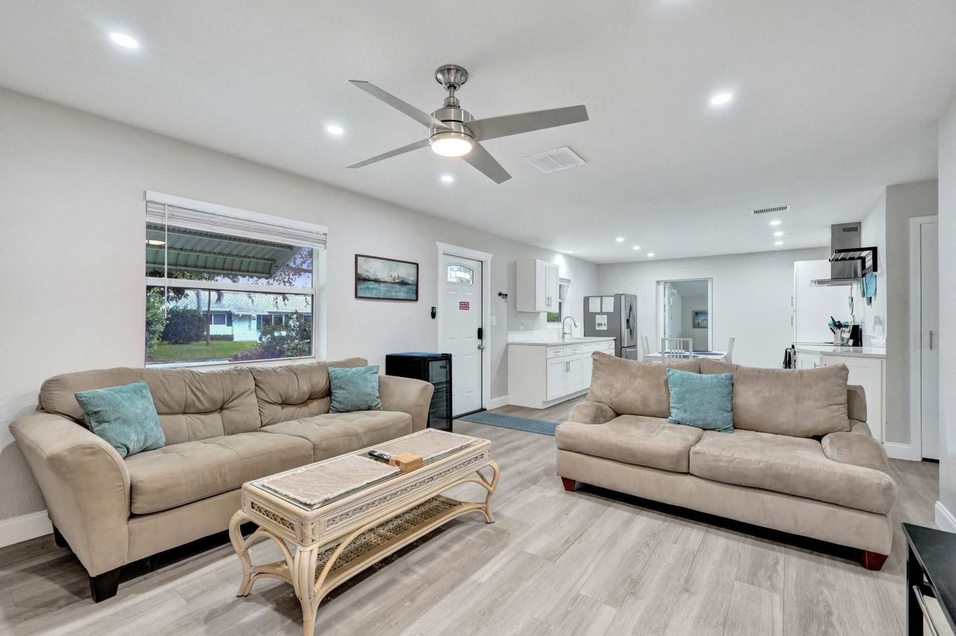 1947 Holman Drive, North Palm Beach, FL 33408 Photo