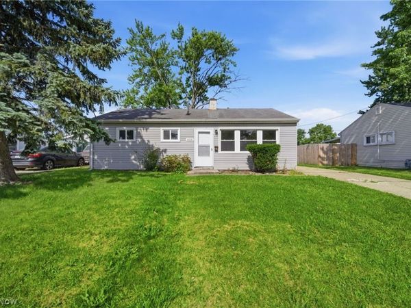 4316 Charleston Avenue, Lorain, OH 44055