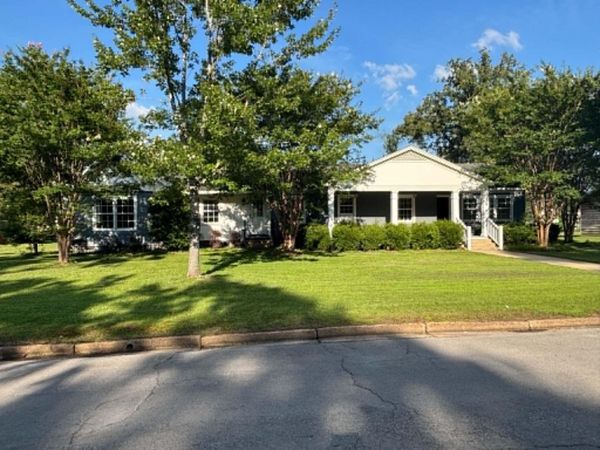 505 S 7th St., Amory, MS 38821