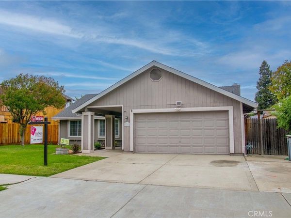 1177 Mirror Lake, Merced, CA 95340