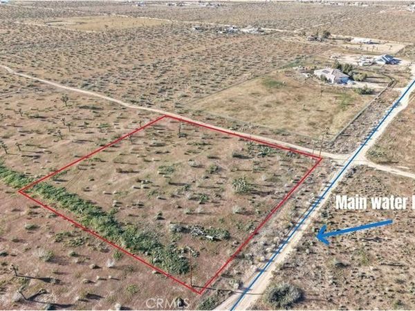 111 Rochester, Phelan, CA 92371