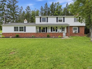8894 Woodview Drive, Colden, NY 14033