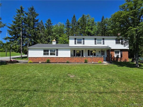 8894 Woodview Drive, Colden, NY 14033
