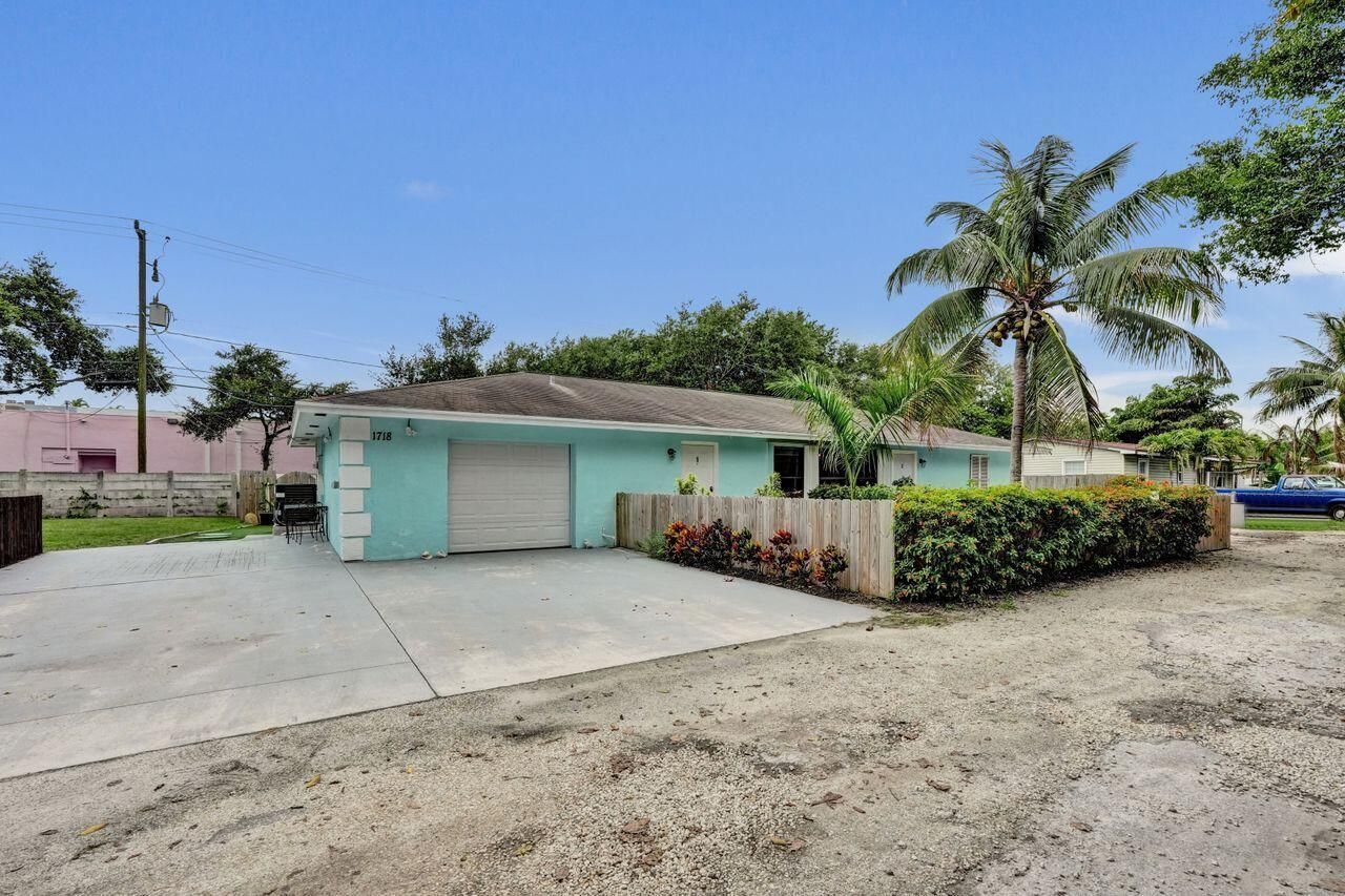 1718 Ridge Road, North Palm Beach, FL 33408 Photo