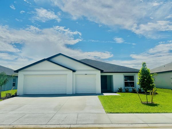 17124 Pompeii Way, North Fort Myers, FL 33917