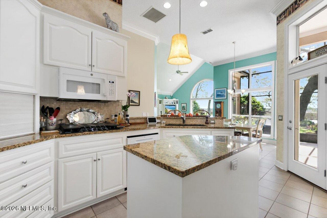 953 Shipwatch Drive E, Jacksonville, FL 32225 Photo