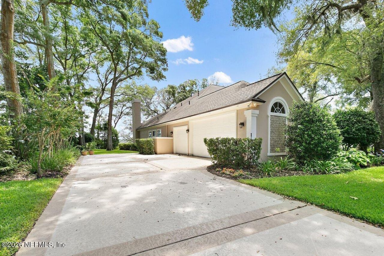 953 Shipwatch Drive E, Jacksonville, FL 32225 Photo