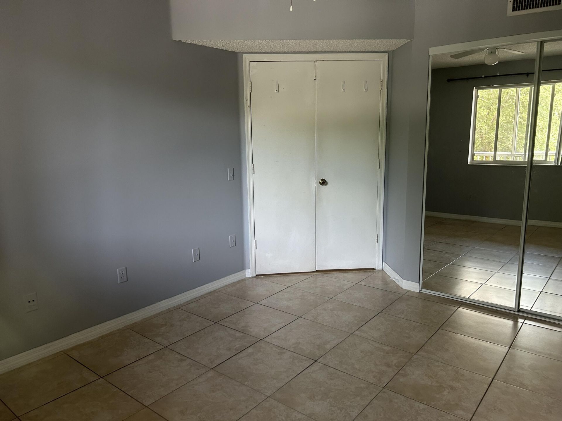 410 S Park, Unit 1-204, Hollywood, FL 33021 Photo
