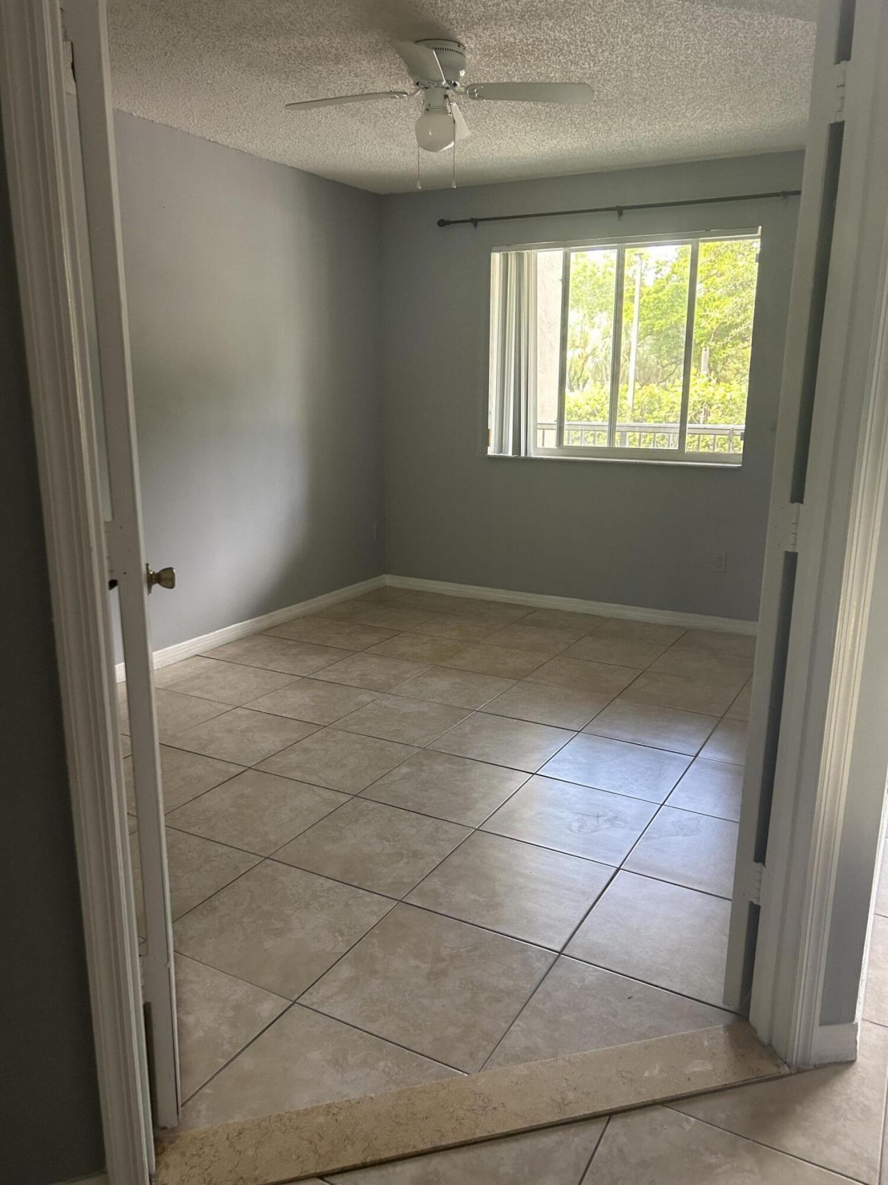 410 S Park, Unit 1-204, Hollywood, FL 33021 Photo