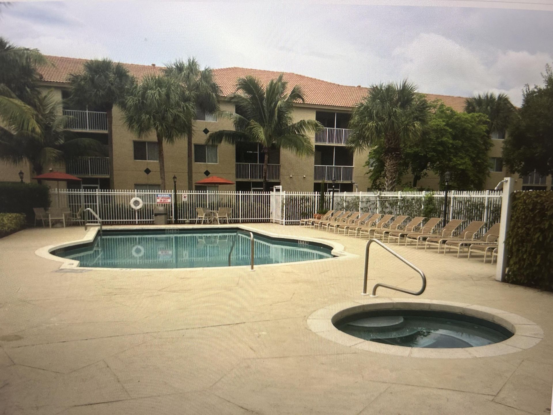 410 S Park, Unit 1-204, Hollywood, FL 33021 Photo