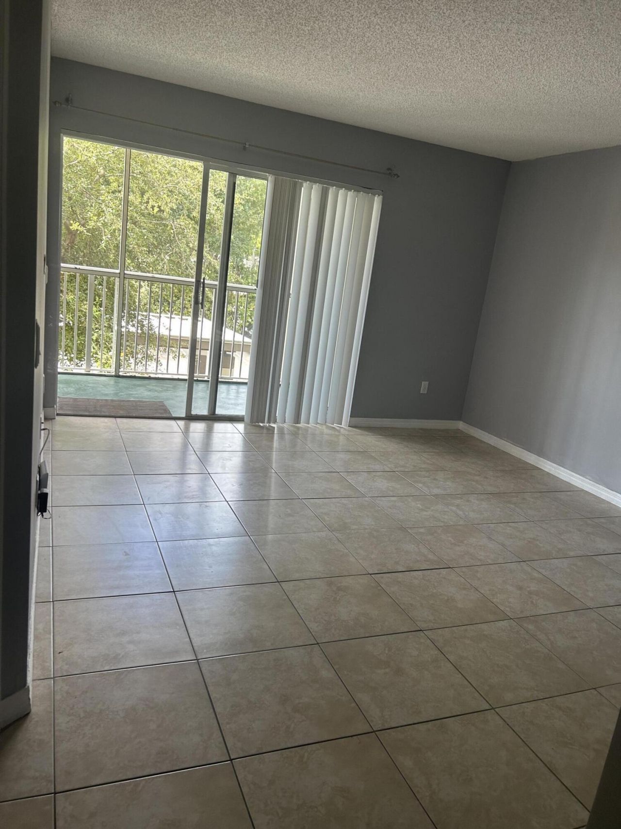 410 S Park, Unit 1-204, Hollywood, FL 33021 Photo