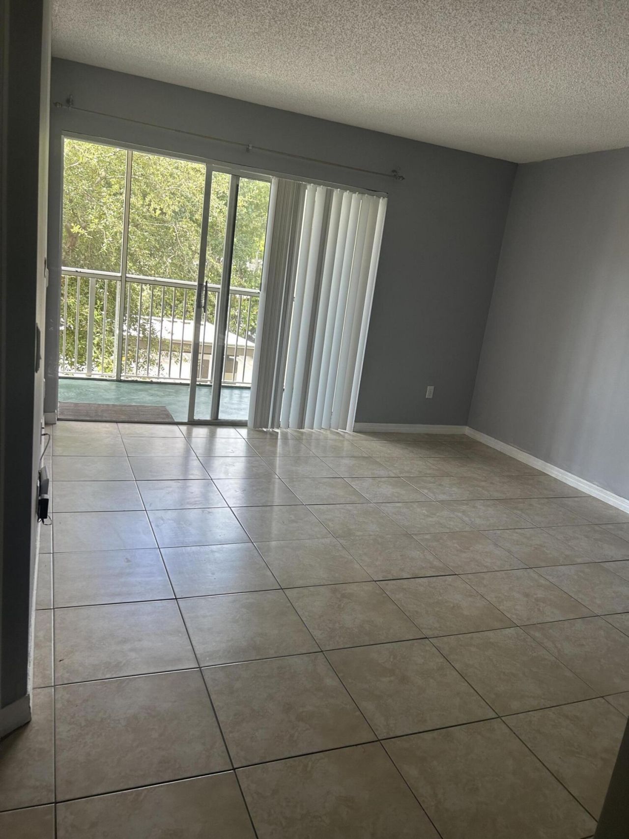 410 S Park, Unit 1-204, Hollywood, FL 33021 Photo