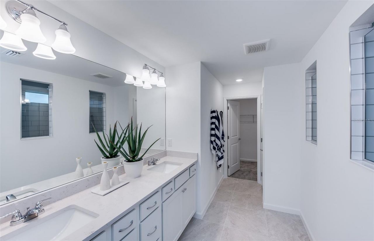 4714 Harrington Fields Drive, Davenport, FL 33837 Photo