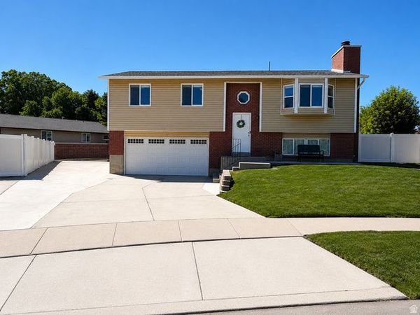 6278 S HURSTBOURNE CIR W, Taylorsville, UT 84129