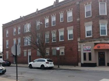 451 E 111th Street, Unit 2R, Chicago, IL 60628