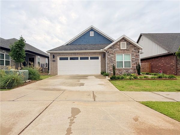 2303 Paddington Street, Bentonville, AR 72713