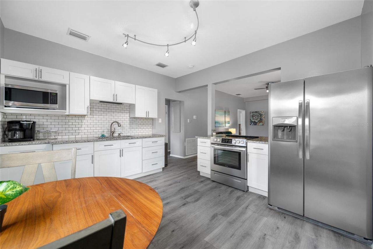 5044 Betty Street N, Saint Petersburg, FL 33709 Photo
