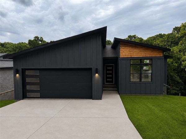 7 Fields Circle , Bella Vista, AR 72715