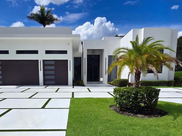 11601 NW 27th Street, Plantation, FL 33323