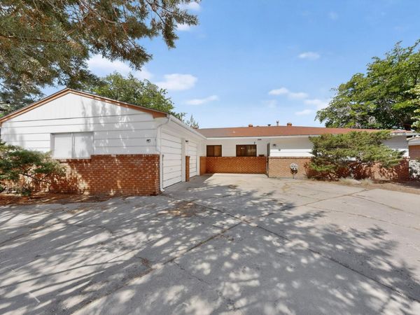 2825 Las Cruces Road NE, Albuquerque, NM 87110