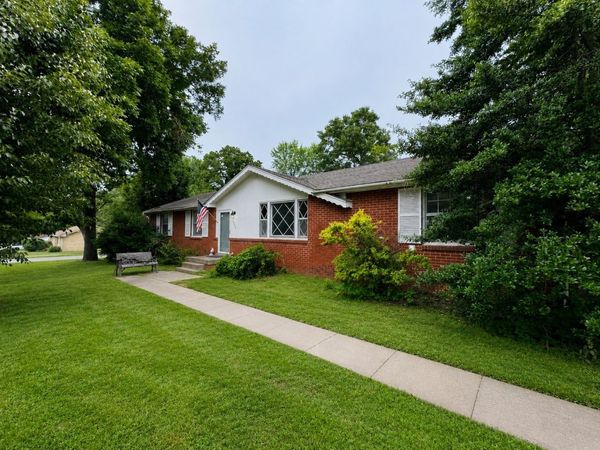 5023 Collinwood Dr , Clarksville, TN 37042