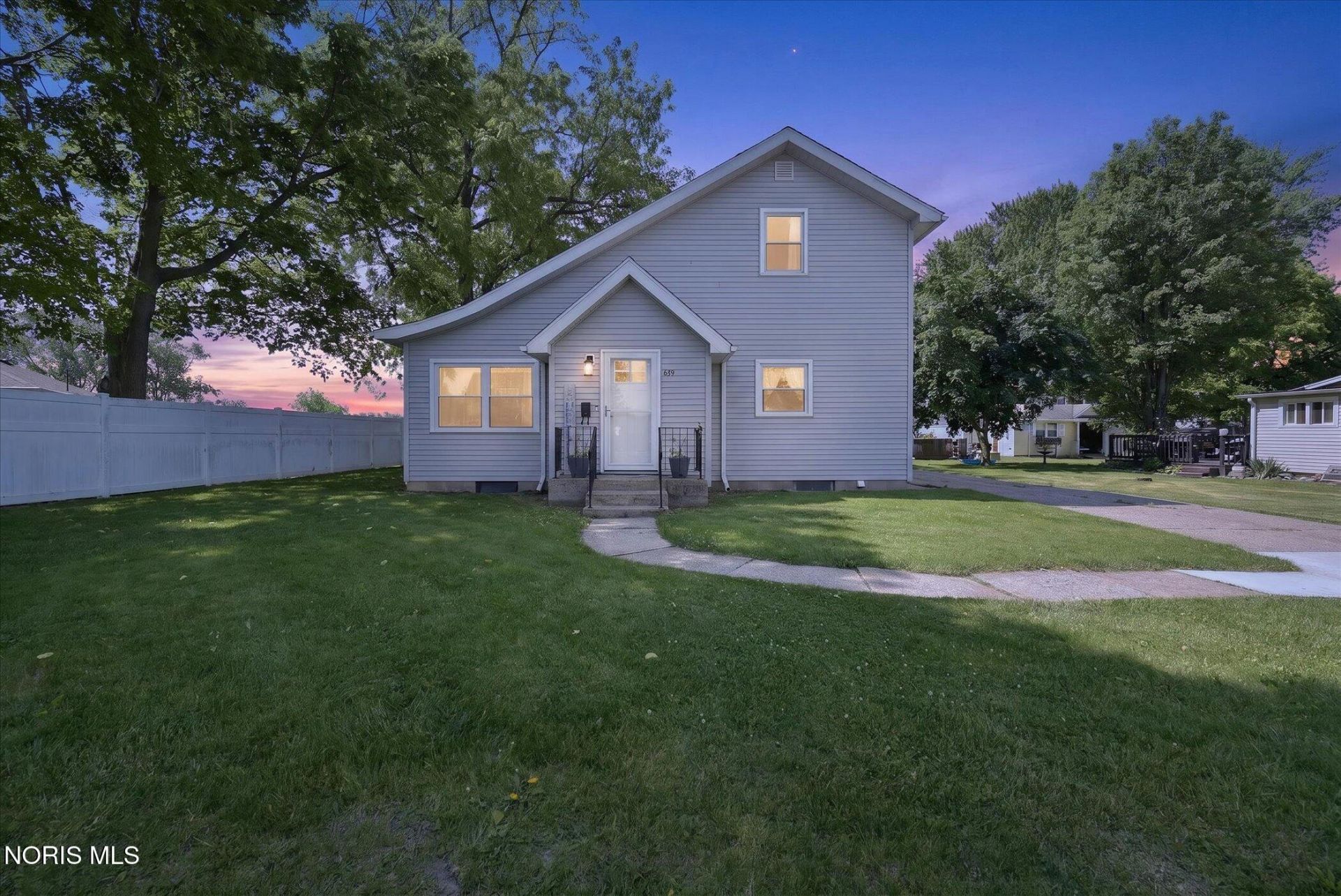 639 Park Street, Napoleon, OH 43545 Main Photo