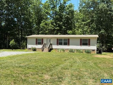 184 IVY AVE , Howardsville, VA 24562