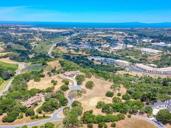 8340 Vista Monterra, Monterey, CA 93940
